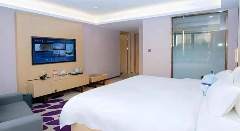 Bed in Lavande Hotel Shenzhen Jingtian Metro Station