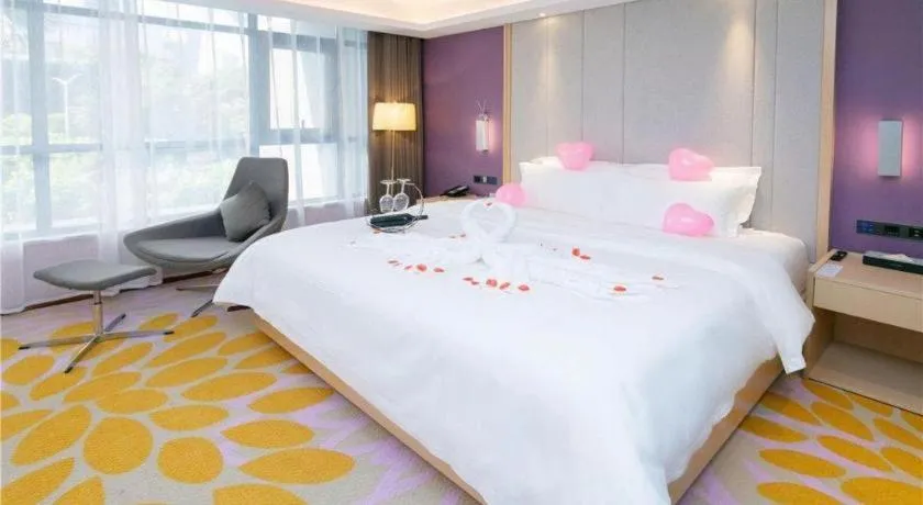 Bed in Lavande Hotel Shenzhen Jingtian Metro Station