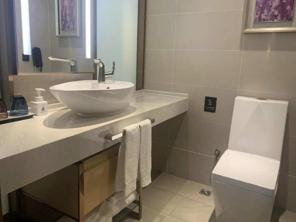 Lavande Hotel Shenzhen Jingtian Metro Station