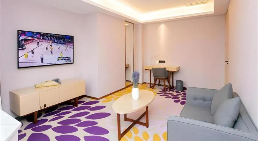 Lavande Hotel Shenzhen Jingtian Metro Station