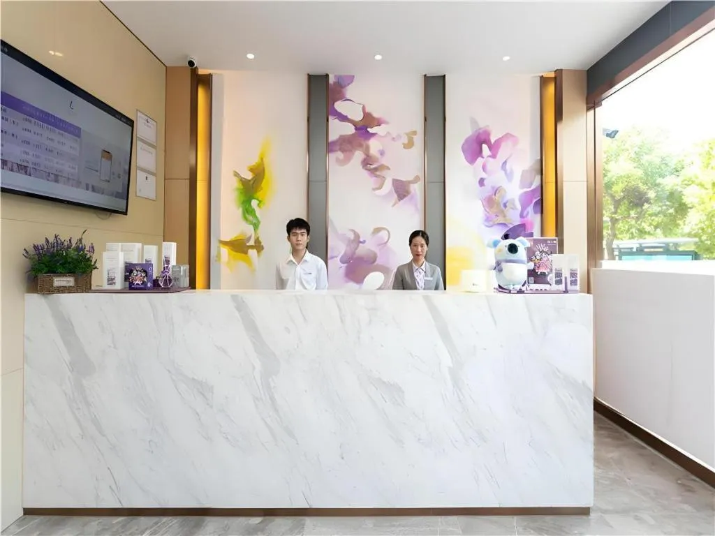 Lavande Hotel Shenzhen Jingtian Metro Station