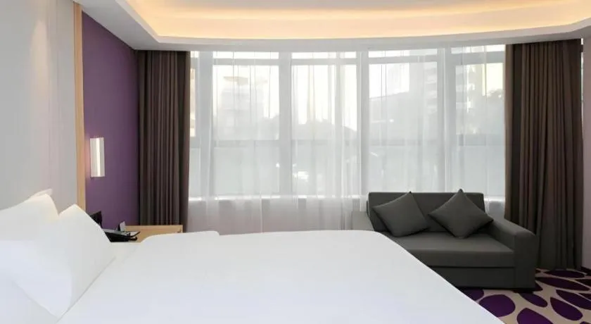 Bed in Lavande Hotel Shenzhen Jingtian Metro Station