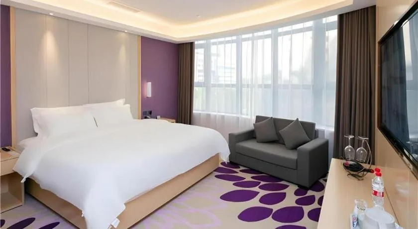 Bed in Lavande Hotel Shenzhen Jingtian Metro Station