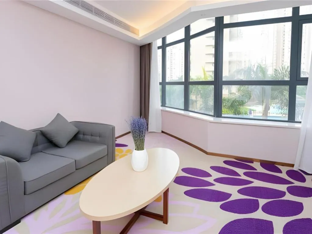 Lavande Hotel Shenzhen Jingtian Metro Station