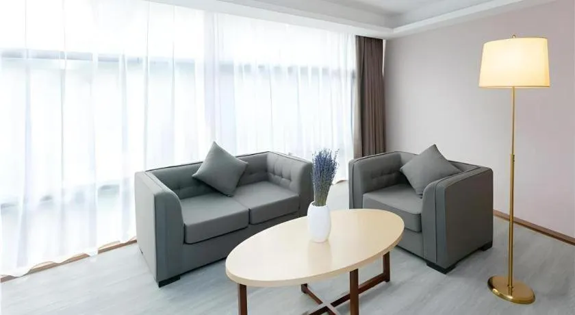 Lavande Hotel Shenzhen Jingtian Metro Station