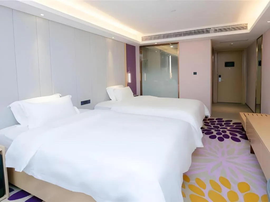 Bed in Lavande Hotel Shenzhen Jingtian Metro Station