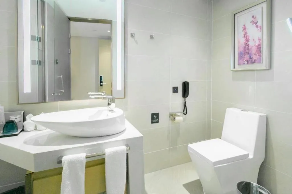 Lavande Hotel Shenzhen Jingtian Metro Station