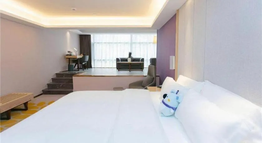 Bed in Lavande Hotel Shenzhen Jingtian Metro Station