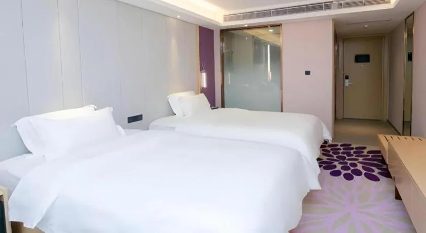 Bed in Lavande Hotel Shenzhen Jingtian Metro Station