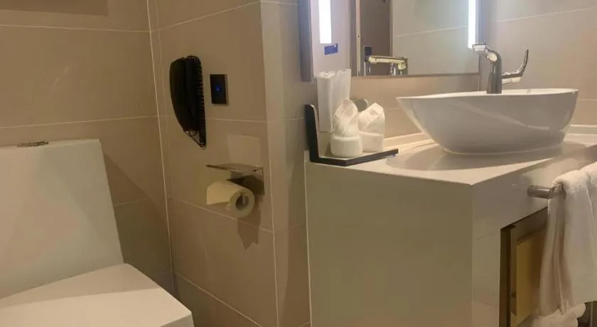 Lavande Hotel Shenzhen Jingtian Metro Station