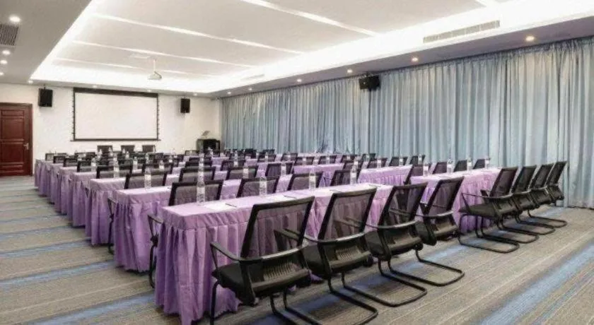 Lavande Hotel Zhongshan Xiaolan Taifeng