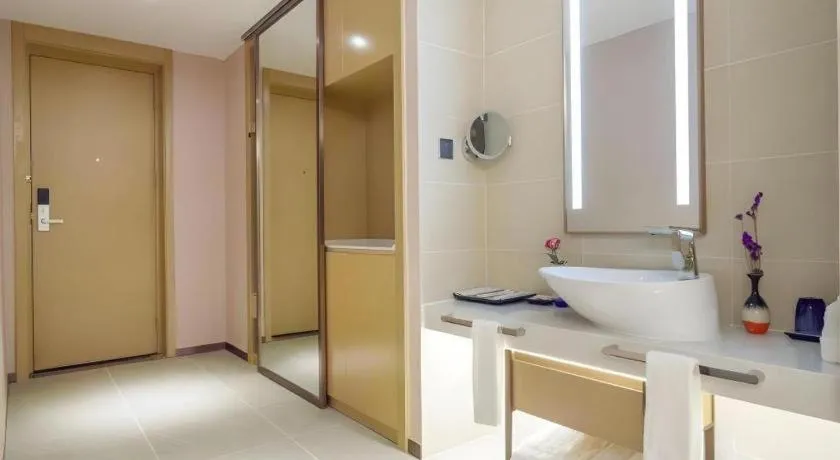 Lavande Hotel Huizhou Shiwan