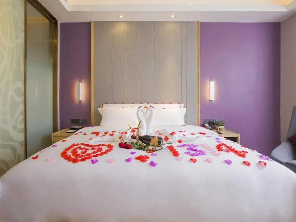 Bed in Lavande Hotel Huizhou Shiwan