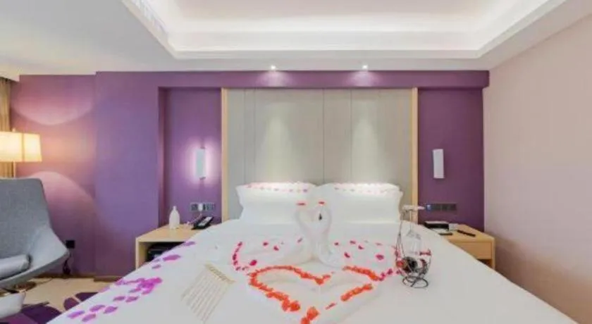 Bed in Lavande Hotel Shenzhen Bay Houhai Avenue