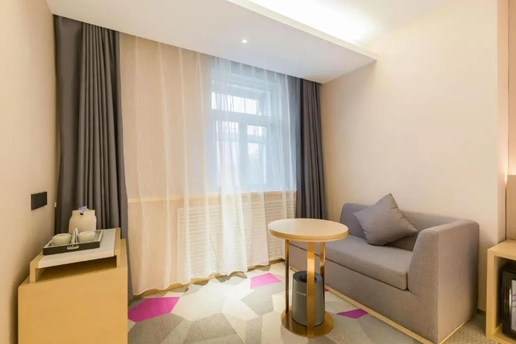 Lavande Hotel Beijing Industry University Metro Station