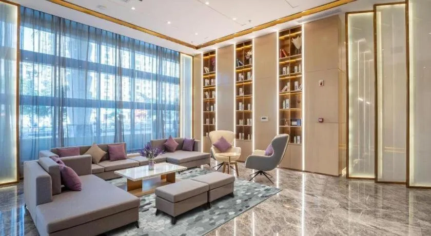 Lavande Hotel Anshan City Center