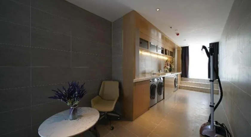 Lavande Hotel Anshan City Center