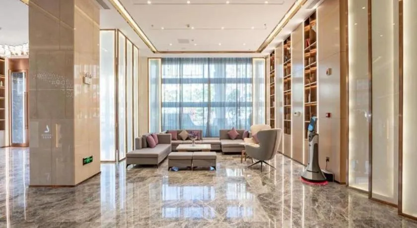 Lavande Hotel Anshan City Center