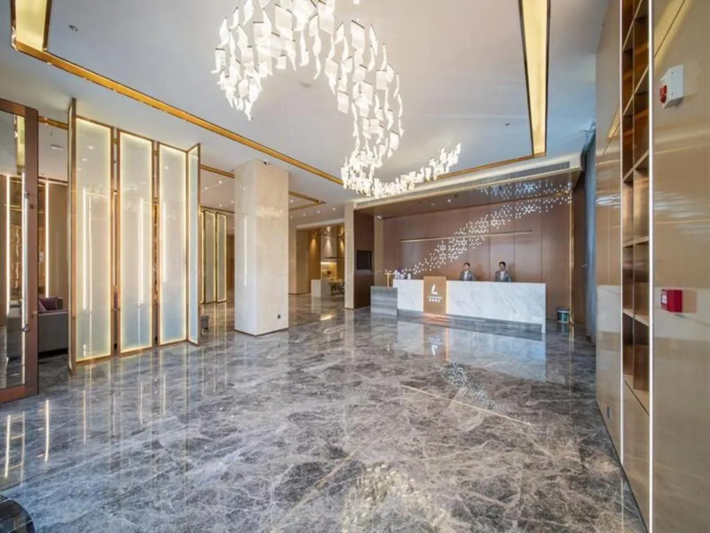 Lavande Hotel Anshan City Center