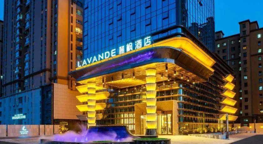 Lavande Hotel Anshan City Center