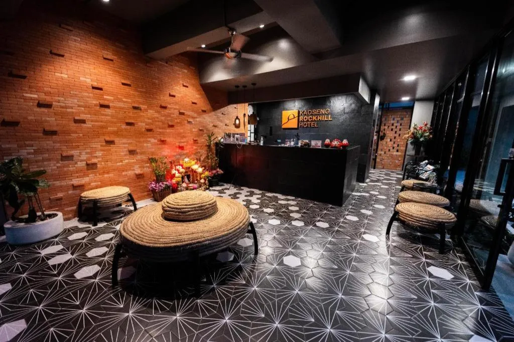 Kaoseng Rockhill Hotel