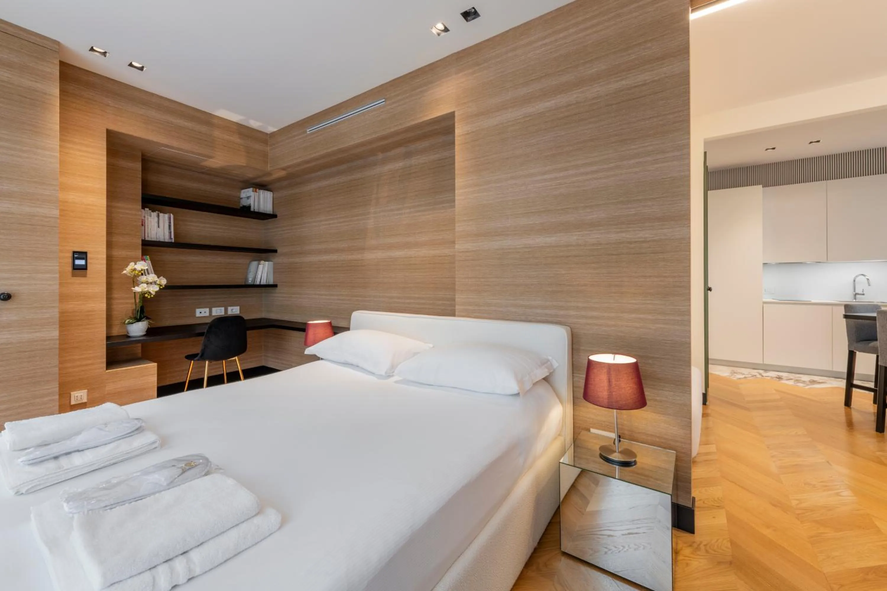 Bed in Milan Royal Suites - Centro Brera