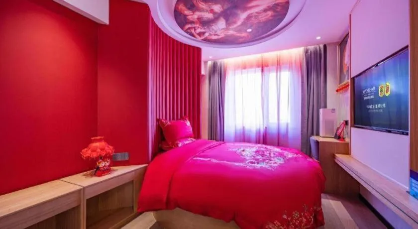 Bed in Super 8 Hotel Premier Beijing Changping Science & Technology Park