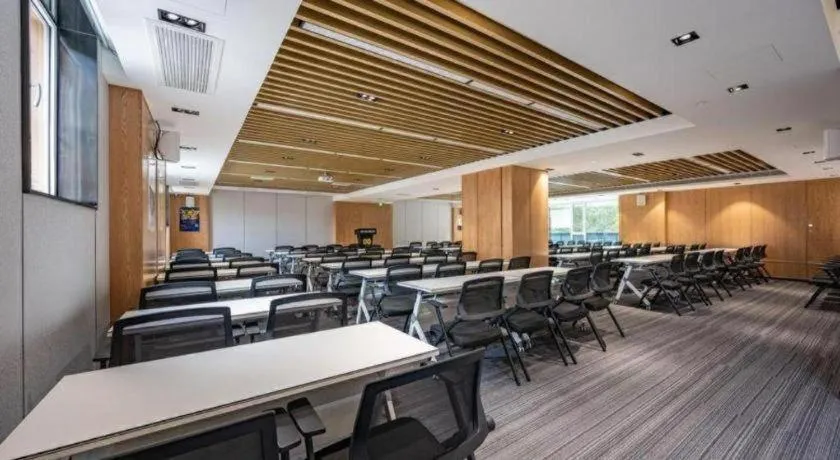 Super 8 Hotel Premier Beijing Changping Science & Technology Park