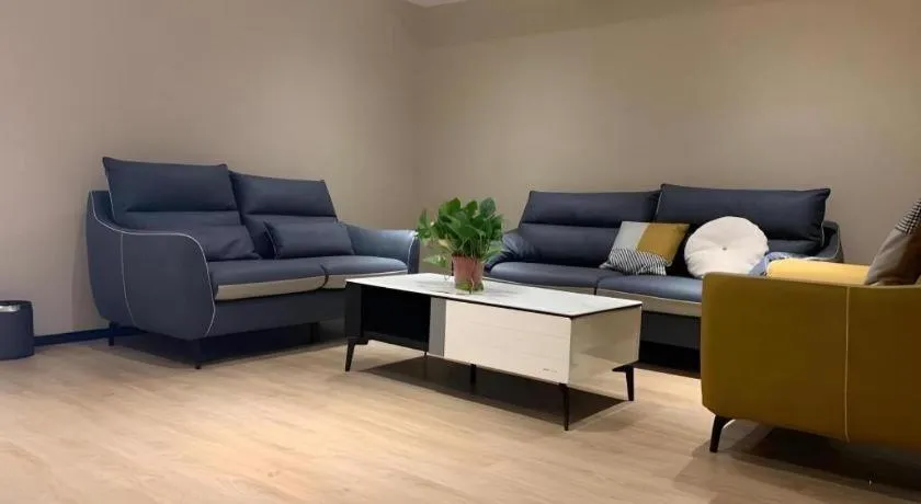 Green Tree Inn Express Chizhou Gymnasium