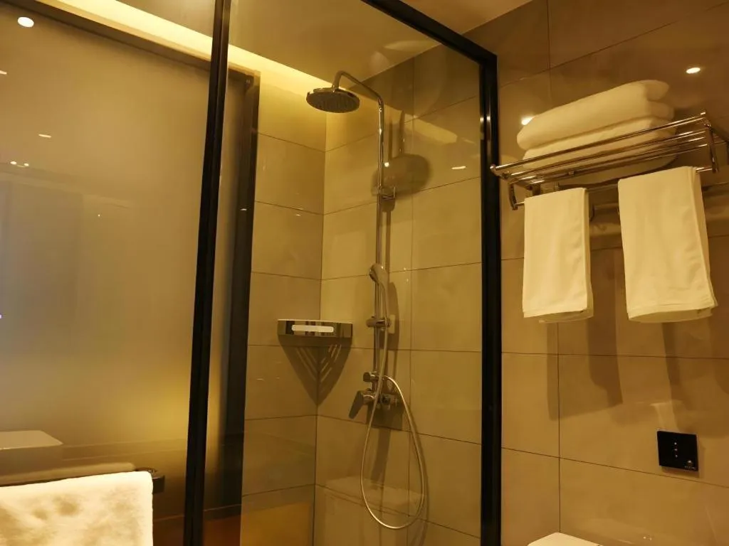 Green Tree Inn Express Chizhou Gymnasium