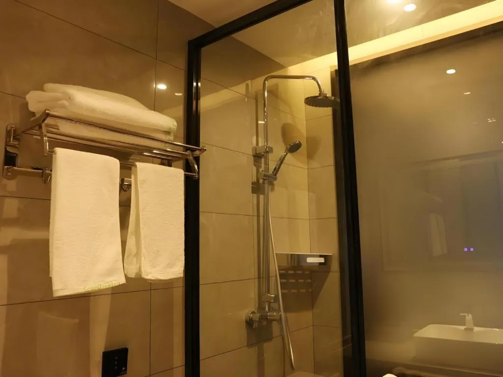 Green Tree Inn Express Chizhou Gymnasium