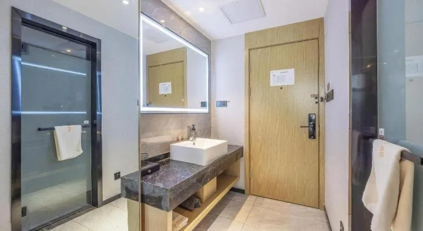 Gya Hotel Dingxi Lintao County East Bus Station