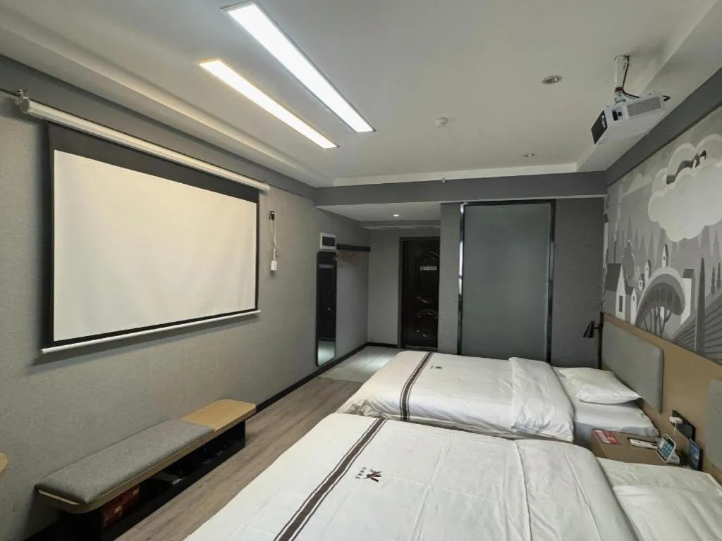 Bed in Thank Inn Henan Zhoukou Chuanhui District Zhoukou Avenue Municipal Government