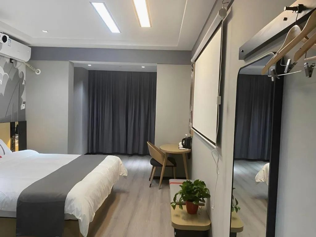 Bed in Thank Inn Henan Zhoukou Chuanhui District Zhoukou Avenue Municipal Government