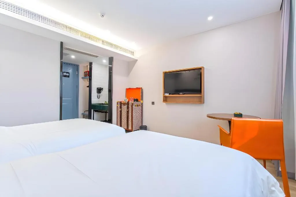 Bed in Premier City Comfort Hotel Yangzhou Shouxi Lake West Gate Weiyang Road Siji Garden