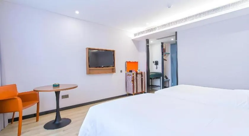 Bed in Premier City Comfort Hotel Yangzhou Shouxi Lake West Gate Weiyang Road Siji Garden