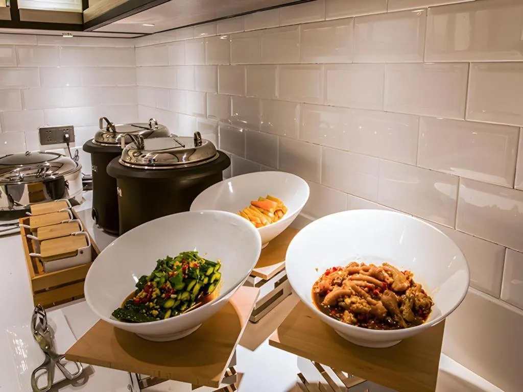 Borrman Hotel Hezhou Lingfeng Plaza