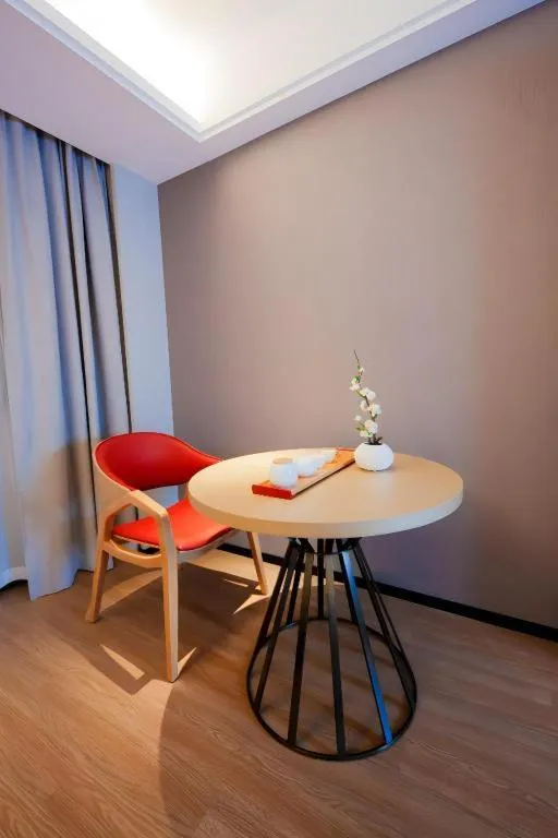 Echeng Hotel Hezhou Shizheng Square