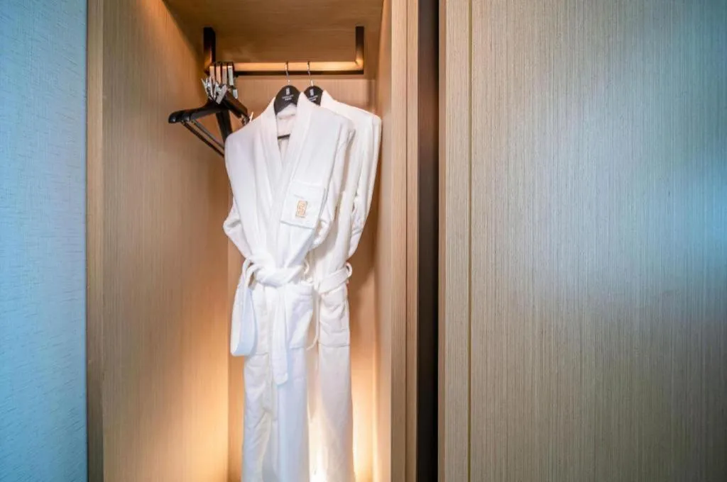 Echeng Hotel Hezhou Shizheng Square