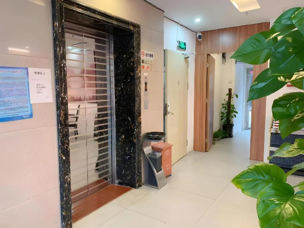 JTOUR Inn Maoming High-Speed Railway Station