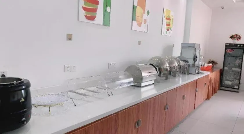 JTOUR Inn Maoming High-Speed Railway Station