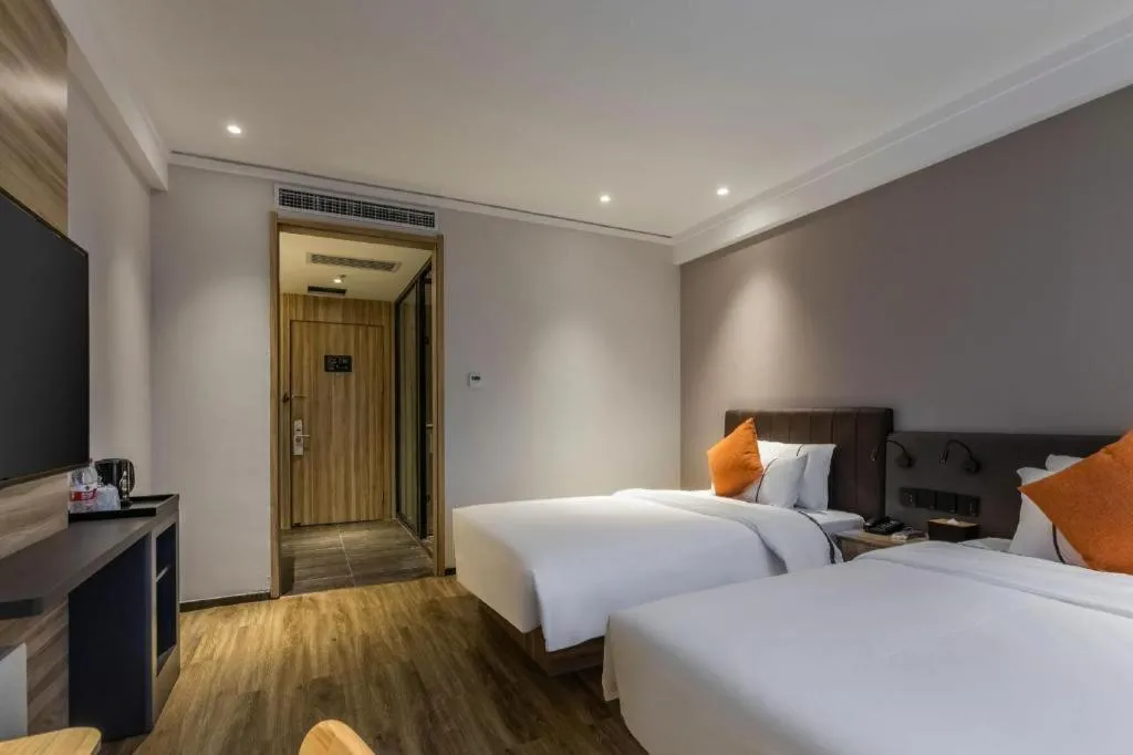 Bed in City Comfort Inn Handan New Century Plaza