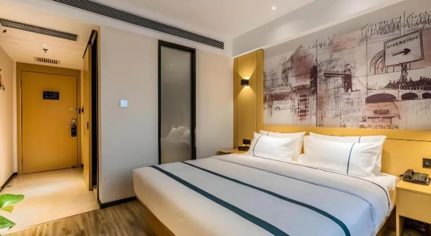 Bed in City Comfort Inn Handan New Century Plaza