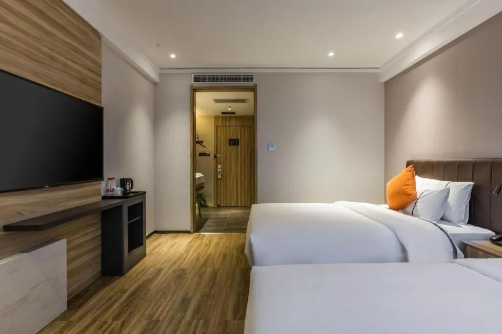 Bed in City Comfort Inn Handan New Century Plaza