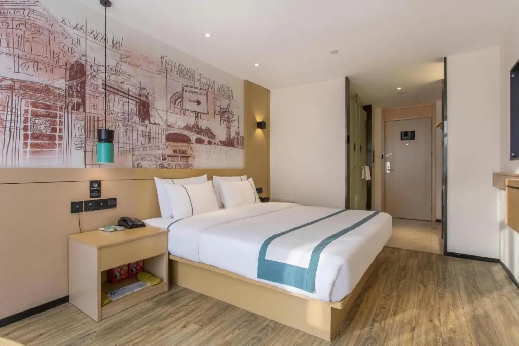 Bed in City Comfort Inn Handan New Century Plaza