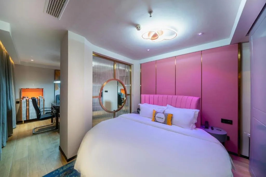 Bed in Premier City Comfort Hotel Suizhou Wuyue Plaza