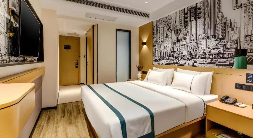 Bed in City Comfort Inn Tangshan Railway Station Lunan District Government