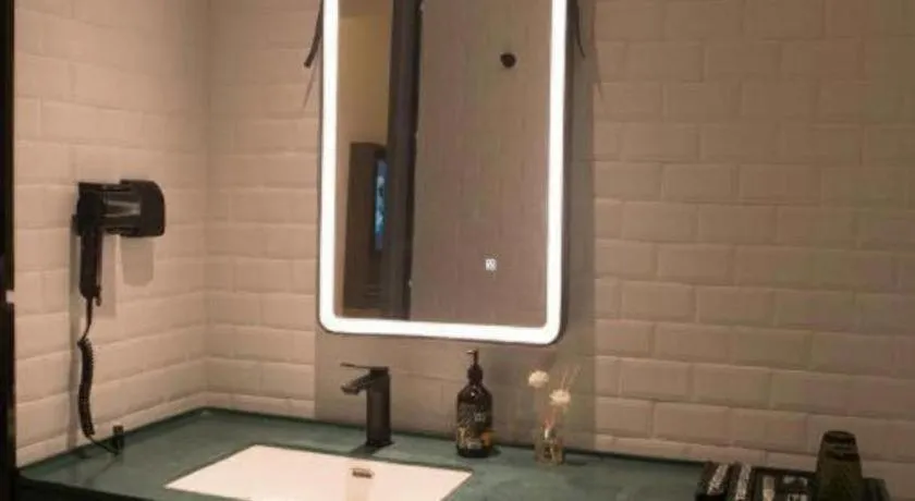 Premier City Comfort Hotel Wuhan Hankou Railway Station Changgang Road Metro Station