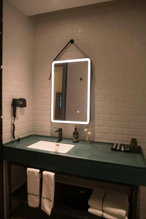 Premier City Comfort Hotel Wuhan Hankou Railway Station Changgang Road Metro Station