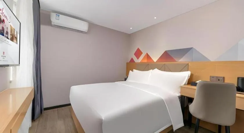 Bed in Borrman Hotel Guangzhou Shisanhang Ximenkou Metro Station